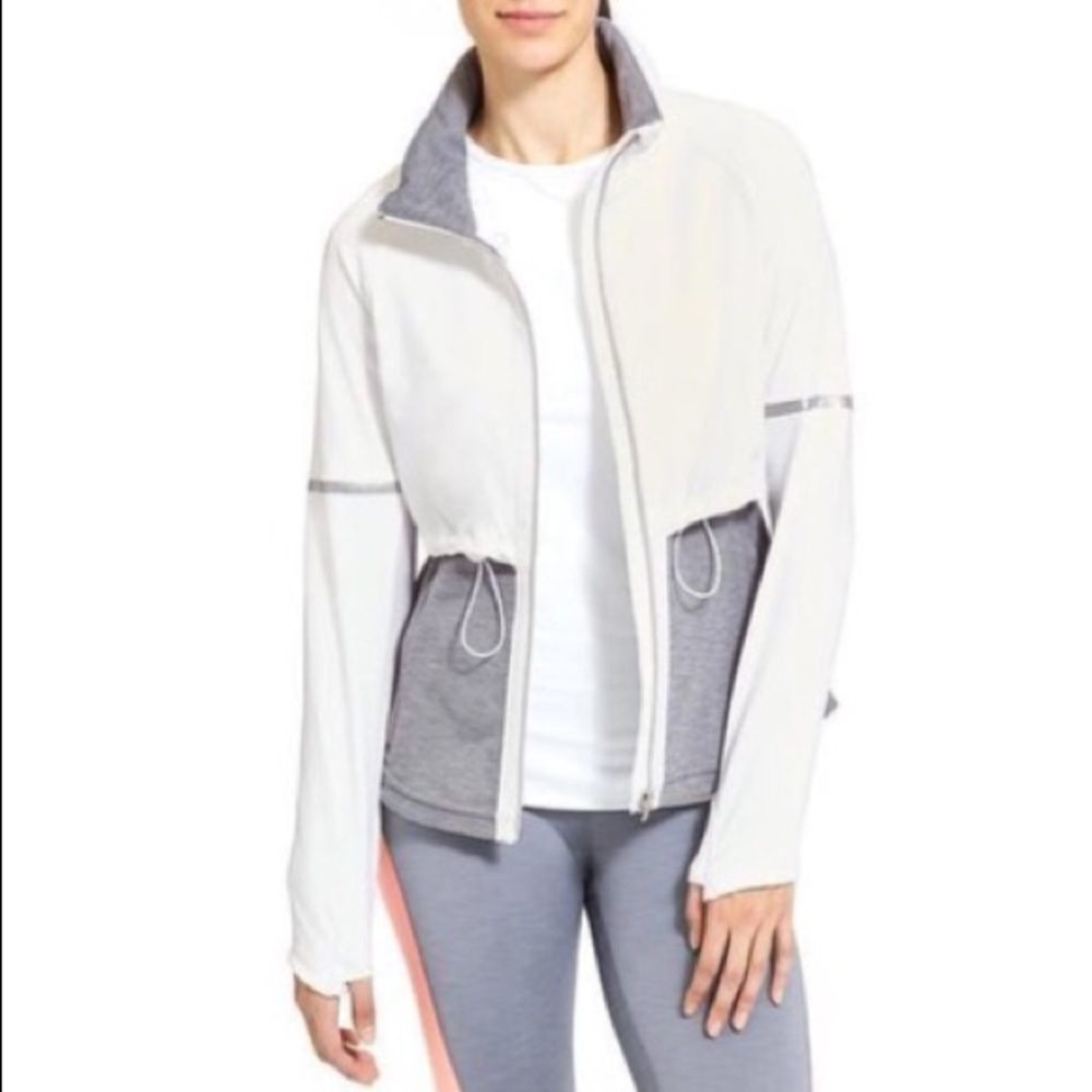 Athleta Quick Step Runners Reflective Jacket - image 4
